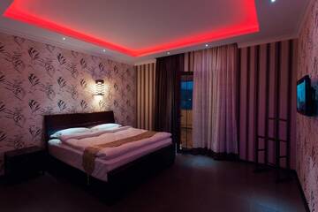 Отель Baden-Baden Hotel Ереван